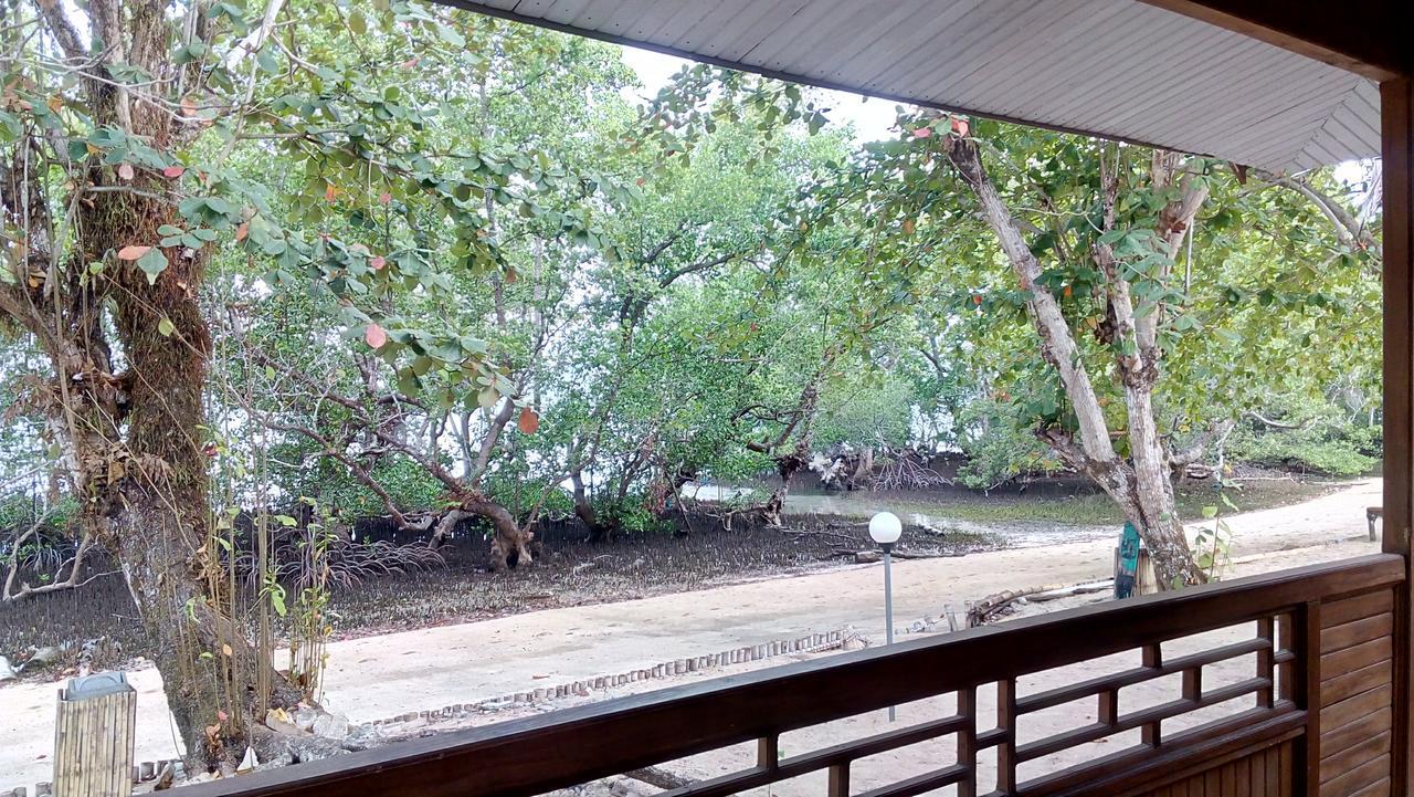 Jonaths Cottage Bunaken Zewnętrze zdjęcie