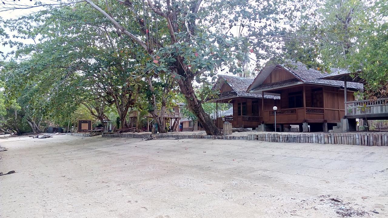 Jonaths Cottage Bunaken Zewnętrze zdjęcie